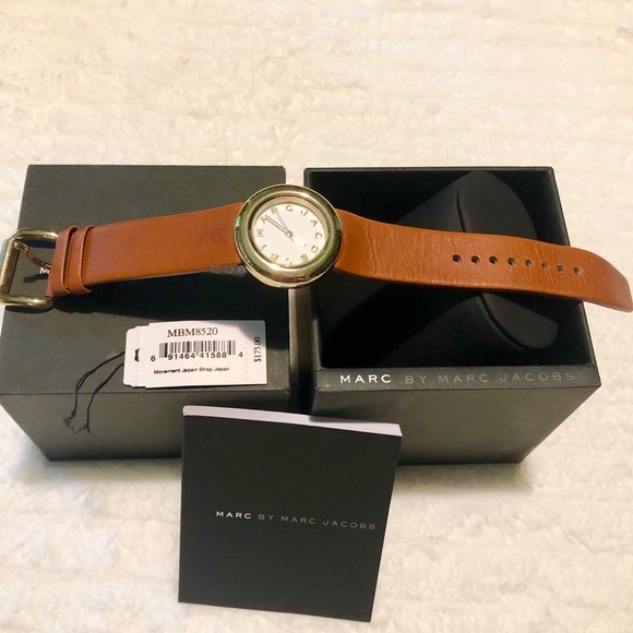 Marc by Marc Jacobs Leather Watch - Picture 4 of 6